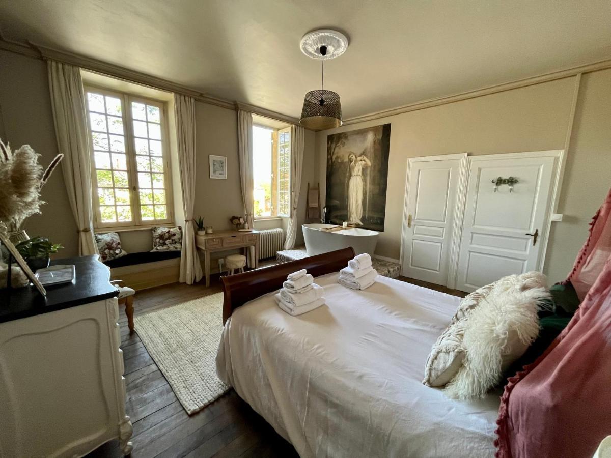 Maison De Mags & Mags Bed & Breakfast Lanouaille Exterior photo
