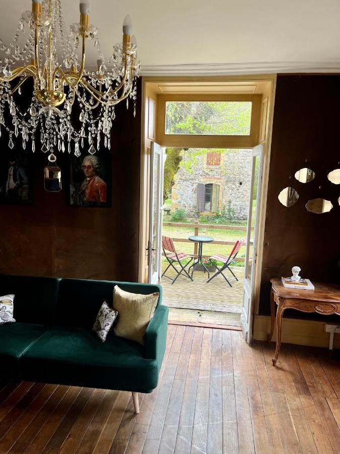 Maison De Mags & Mags Bed & Breakfast Lanouaille Exterior photo